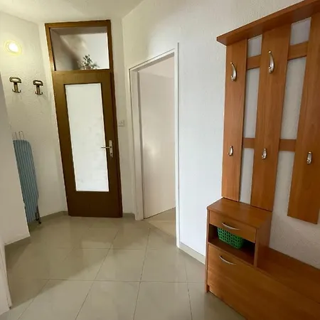 Kontic Lägenhet Baška Voda