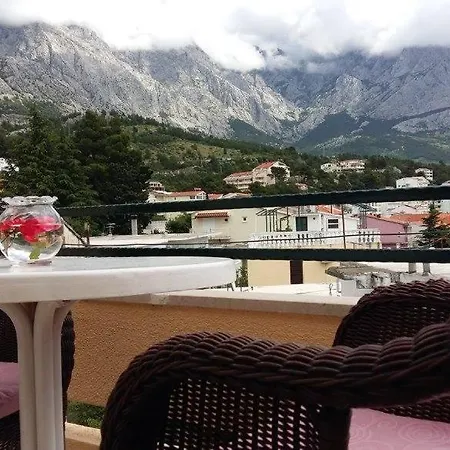 Kontic Lägenhet Baška Voda