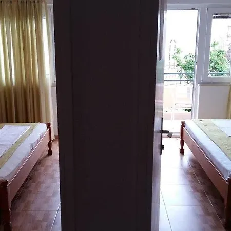 Kontic Apartment *