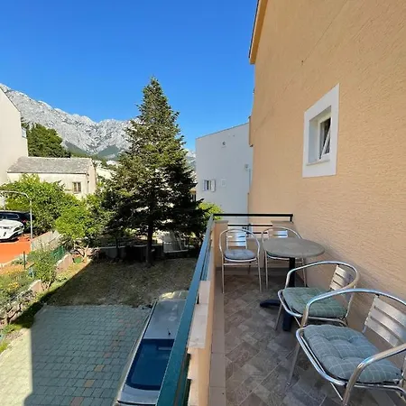 Apartment Kontic *