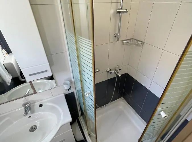 Kontic * Baška Voda